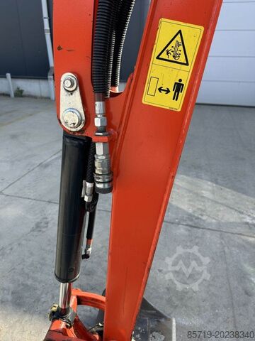 Minigraver Kubota KX019-4 (8684)