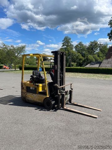 Carretilla elevadora frontal HYSTER 2.0