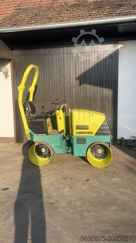 Rouleau monocylindre AMMANN AV12-2