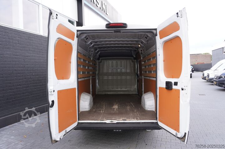Furgoneta con caja Citroën Jumper 2.2 BlueHDi 165PK L4H2 EURO 6 - Airco - ...