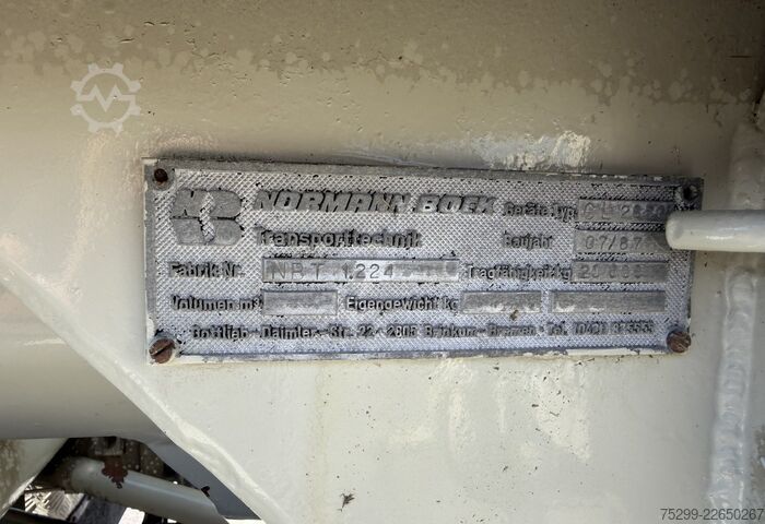 Truk container hook arm (roll-off) Iveco 300-30 AH 8x4 Hakengerät / Swiss-Vehicle