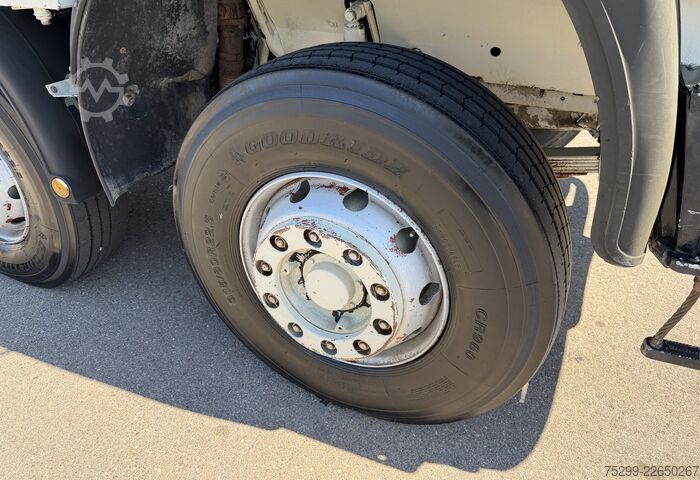 Truk container hook arm (roll-off) Iveco 300-30 AH 8x4 Hakengerät / Swiss-Vehicle