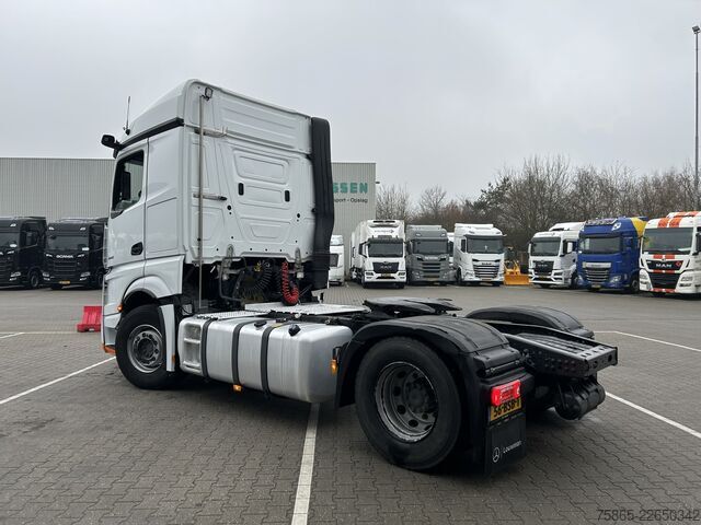 Standard tractor Mercedes-Benz Actros 1842 Streamspace / 605 dkm / Tacho V2 / ...
