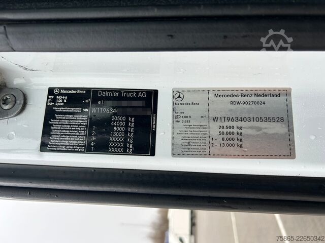 Standard tractor Mercedes-Benz Actros 1842 Streamspace / 605 dkm / Tacho V2 / ...