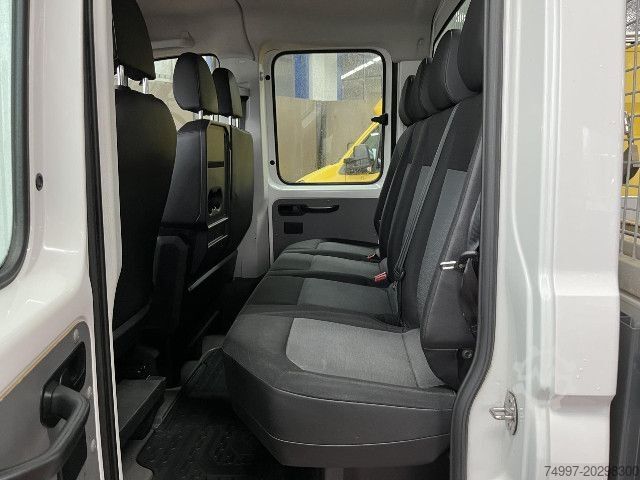 Xe bán tải van Volkswagen Crafter DoKa Pritsche