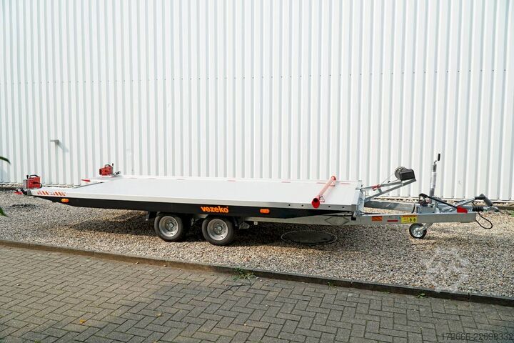 Autotransporter Vezeko IMOLA 27.43 RACE MASTER | HANDSEILWINDE 502X209CM 2700KG AUTOTRAILER