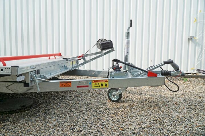 Autotransporter Vezeko IMOLA 27.43 RACE MASTER | HANDSEILWINDE 502X209CM 2700KG AUTOTRAILER