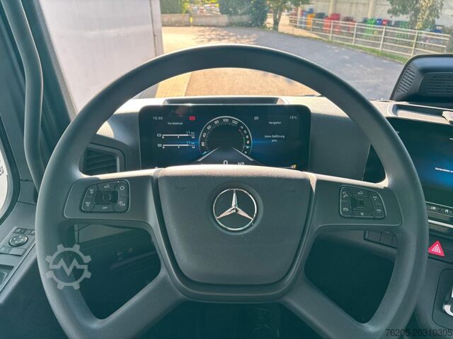 Concrete mixer truck Mercedes-Benz Arocs 3240 B 8x4/4