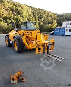 텔레스코픽 암 스태커 JCB 540-140