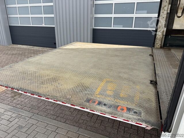  Mercedes-Benz Antos 1824, Tautliner, PTO preparation, Taillift