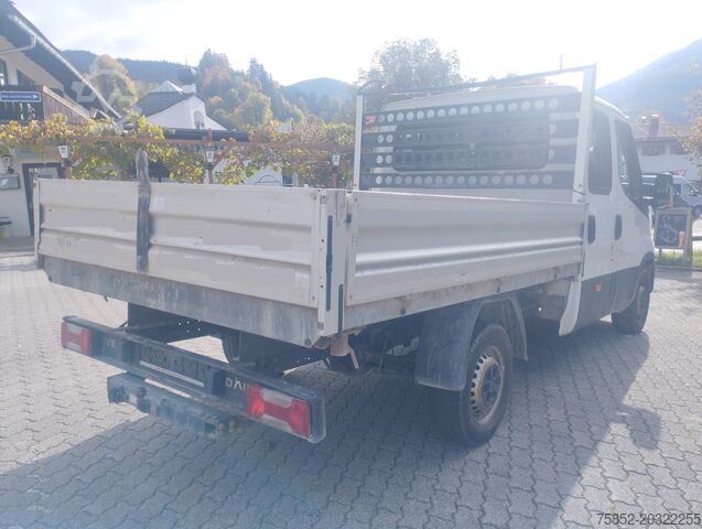 Pengangkut dengan beg pakaian Iveco Daily 35S12 Kipper Doppelkabine Klima