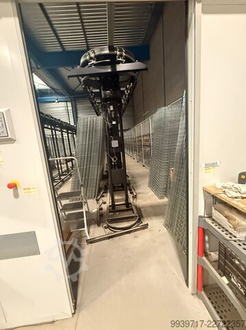 Skladišni lift Kardex HCM