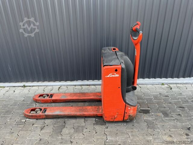 Paletni viljuškar Linde T16