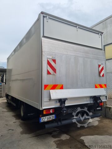 Chiếc vali Iveco iveco 75E21 P FURGONE E SPONDA EURO 6