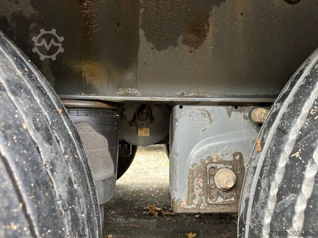 Відкритий напівпричіп з тентом KRONE SD Palettenkasten / Lift / BPW