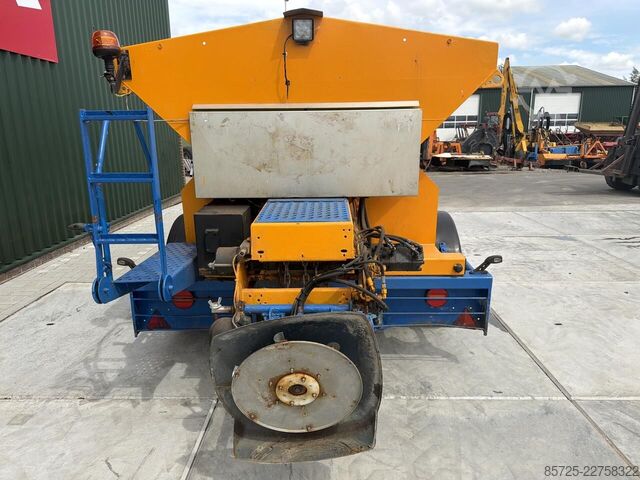 Engravilladora Esve Trailerfabriek BV
