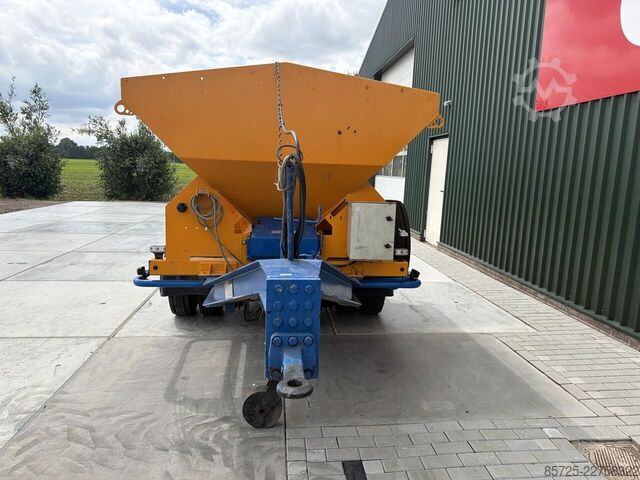 Engravilladora Esve Trailerfabriek BV