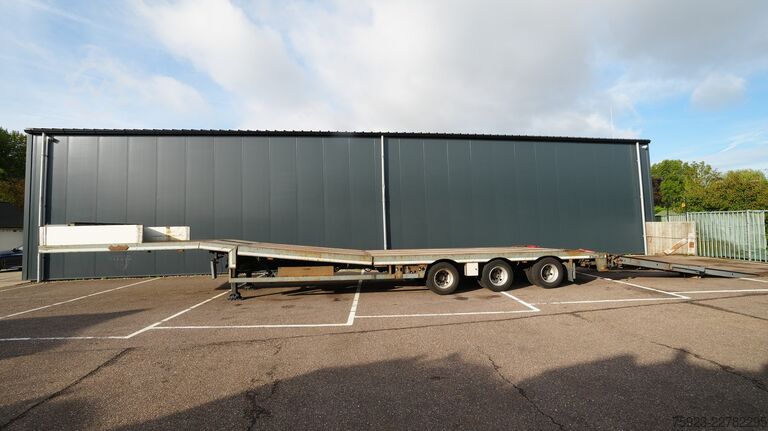 Pół-niskie obciążenie Nooteboom 3 axle semi low loader with ramps