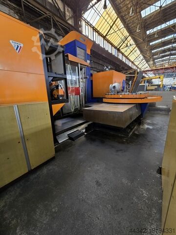 Broyeur d'alésage de table Fermat WFT 13 R CNC