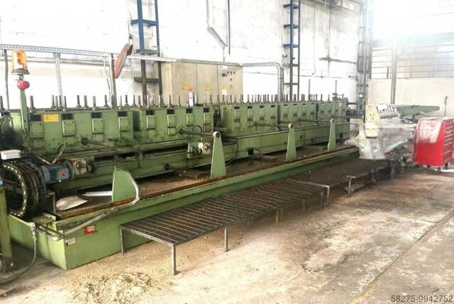 ROLL FORMING MACHINES 