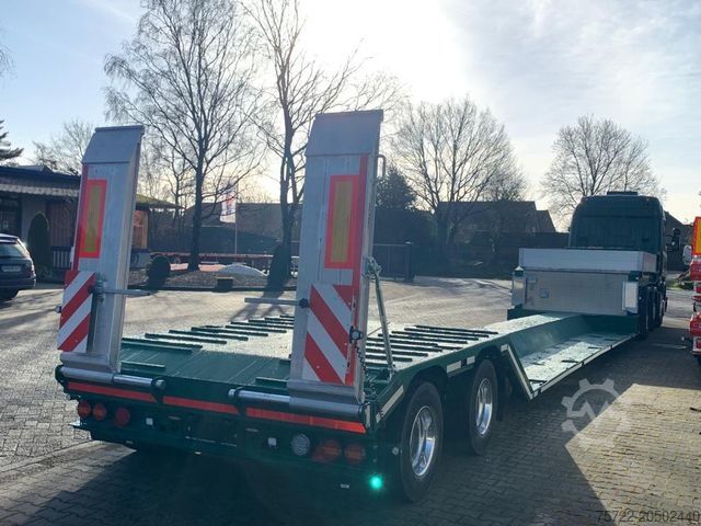 Tieflader-Sattelauflieger PAVIC 2-Achs Forstmaschinen Tieflader Typ: STLT2Z