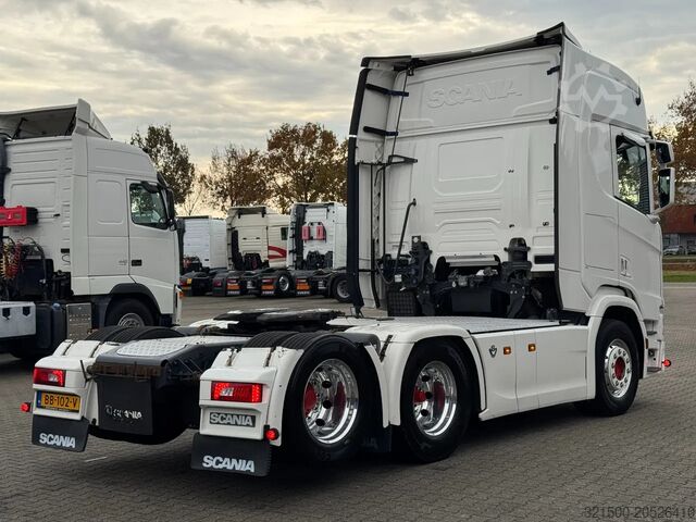 Standard-SZM Scania R580 V8 6x2 Retarder Full Air Boogie