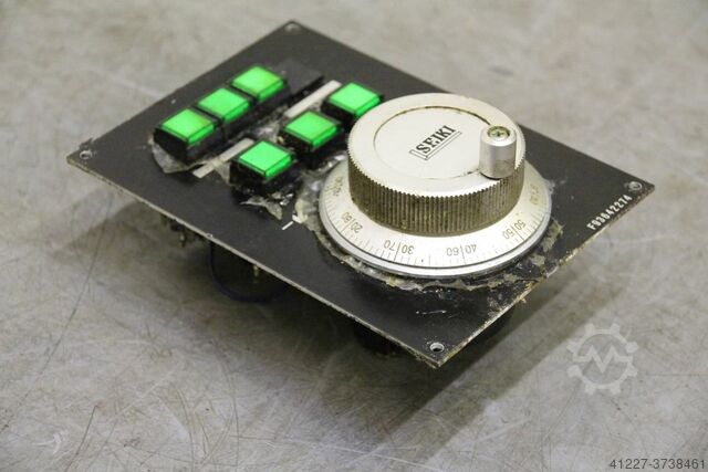Akselin ohjaus / elektroninen käsipyörä Hitachi Seiki F93642274 / HC400