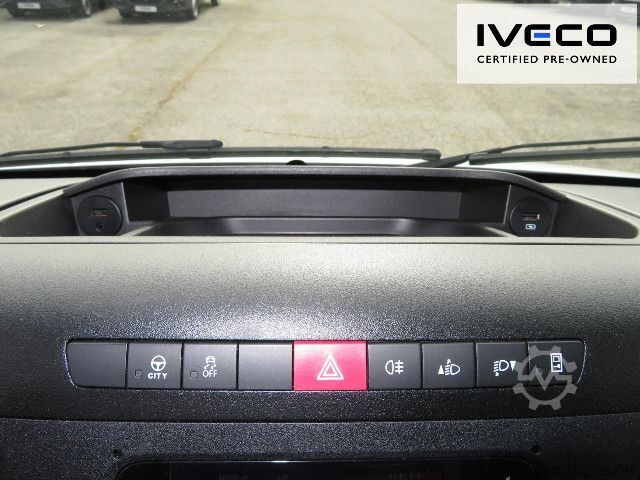 Кутиевиден ван IVECO Daily 35C16 Koffer/LBW Klima, Zwillingsreifen