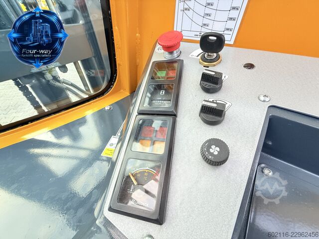 Vierwegvorkheftruck Combilift C4000 GAS DUPLEX 5500MM POSITIONER