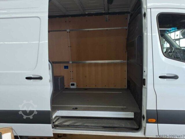 Pakettiauto Mercedes-Benz Sprinter 317 CDI,L2H2,Automatik,Kamera,Navi
