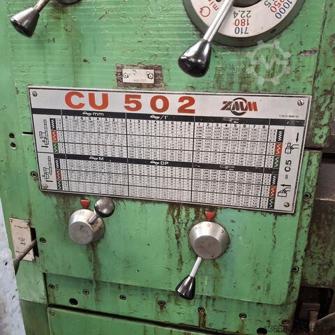 Centru staklės TUJ-48-2000