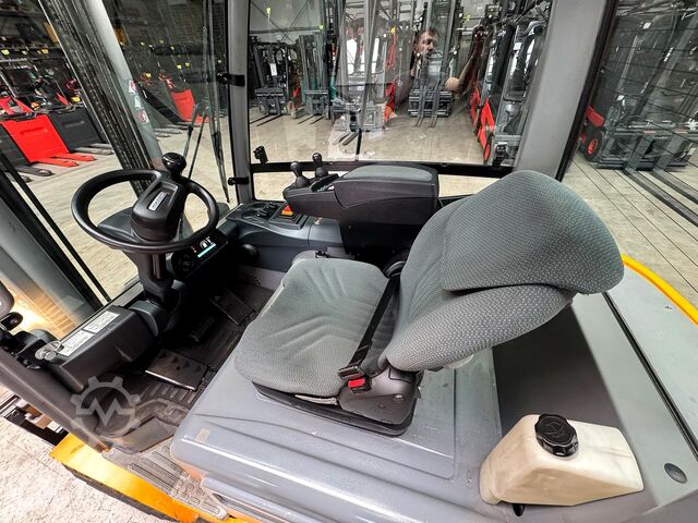 Servis + UVV 07/27 Elektrický 2 910 mth Jungheinrich EFG S30