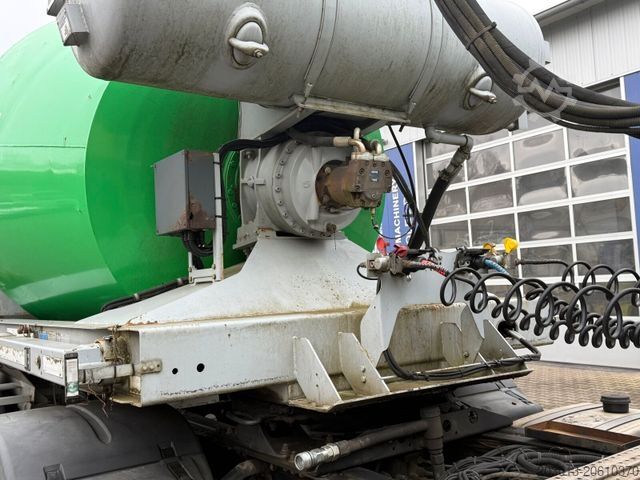 Betonszállító teherautó Liebherr Betonmischer Concrete Auflieger 10 m³