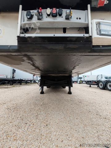 شبه مقطورة مبردة SCHMITZ CARGOBULL SCB SB3