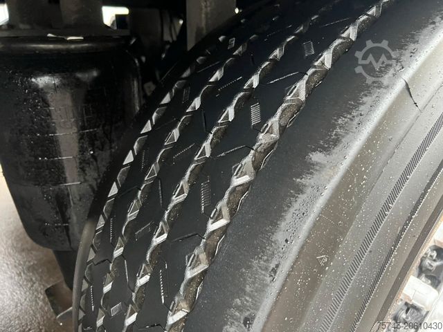 شبه مقطورة مبردة SCHMITZ CARGOBULL SKO 24 * CARRIER MAXIMA 1300 * LIFT * ROLLTOR