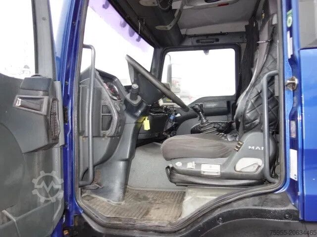 Tahan lasak MAN TGA26-480 STEELSPRINGS,MANUAL GEARBOX,AIRCO,RET...