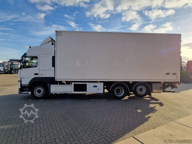 Рефрижераторне/заморожене транспортування Volvo FM 13.460 Globetrotter 6x2*4 - Frigo Carrier Su...