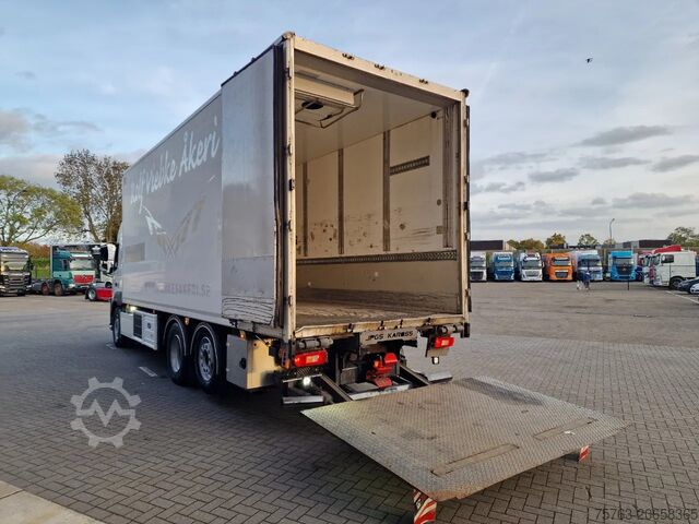 Рефрижераторне/заморожене транспортування Volvo FM 13.460 Globetrotter 6x2*4 - Frigo Carrier Su...