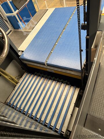 パンチングマシン Bobst SP 142E