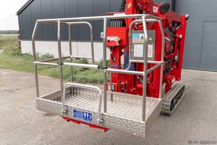 Αρθρωτή τηλεσκοπική πλατφόρμα εργασίας CMC S 18 F