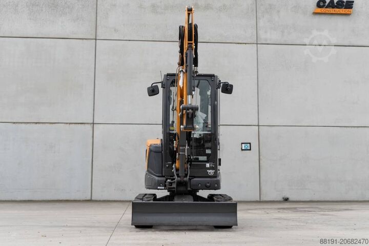 ミニショベル CASE CX 25 D