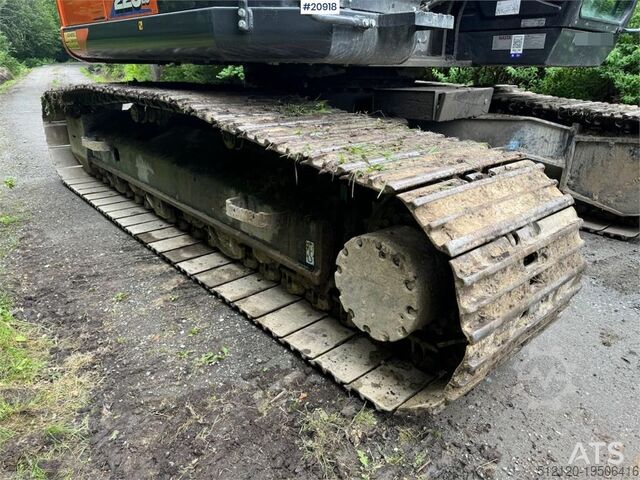 Crawler excavator Hitachi ZX225 Tracked Excavator w/ Rototilt, Grading Bucke