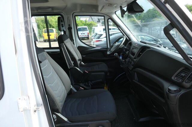 Transportador con plataforma y toldo iveco Daily 70C18H D70C DoKa LBW AHK Klima Tempomat Regaleinbauten COC Standheizung