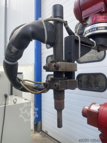 Metināšanas šūna ar 6 asu rūpniecisko robotu, metināšanas robots, robotizēta metināšanas iekārta ar  YASKAWA - MOTOMAN - YASNAC 