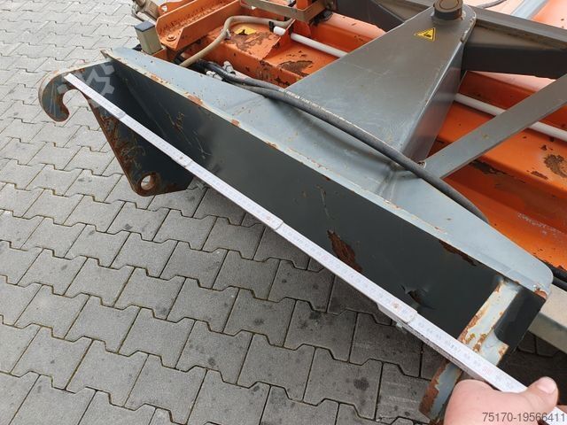 Други BEMA Bema 25 Dual Kehrmaschine / 2.050 mm / 2020