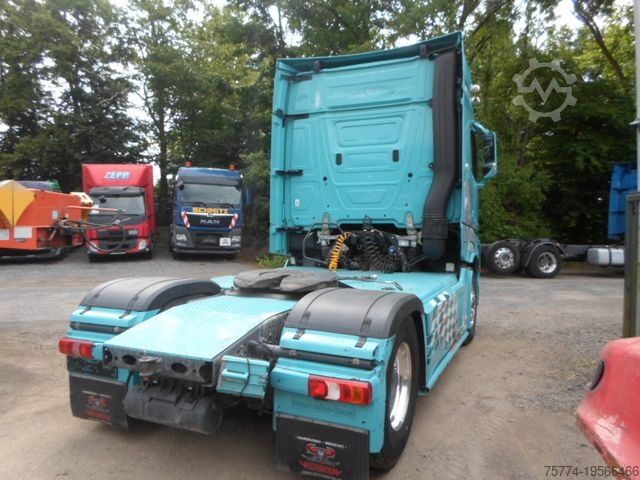 Standaard trekker MERCEDES-BENZ 1863 LS