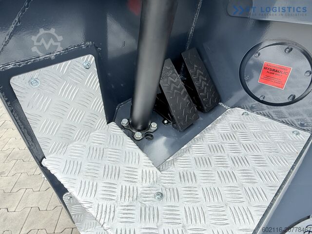 четирипосочен мотокар COMBILIFT CBE2500 TRIPLEX 5500 FORK POSITIONER