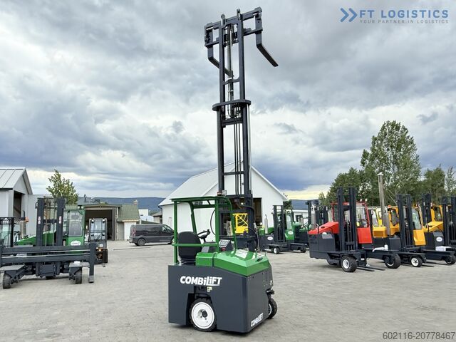 Carrello elevatore a 4 direzioni COMBILIFT CBE2500 TRIPLEX 5500 FORK POSITIONER