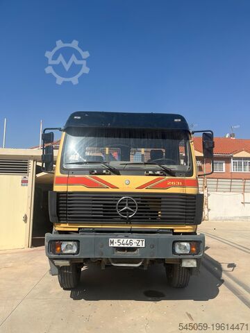 Camión mercedes Benz Mercedes-Benz 2631