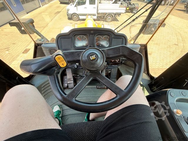 Wheel loader CATERPILLAR 950H Radlader MIT Schaufel 18,5 Tonnen *6.294 h